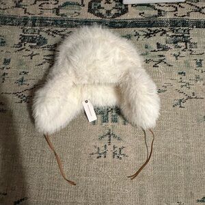 NWT Anthropologie Maeve Brand Faux Fur White Hat